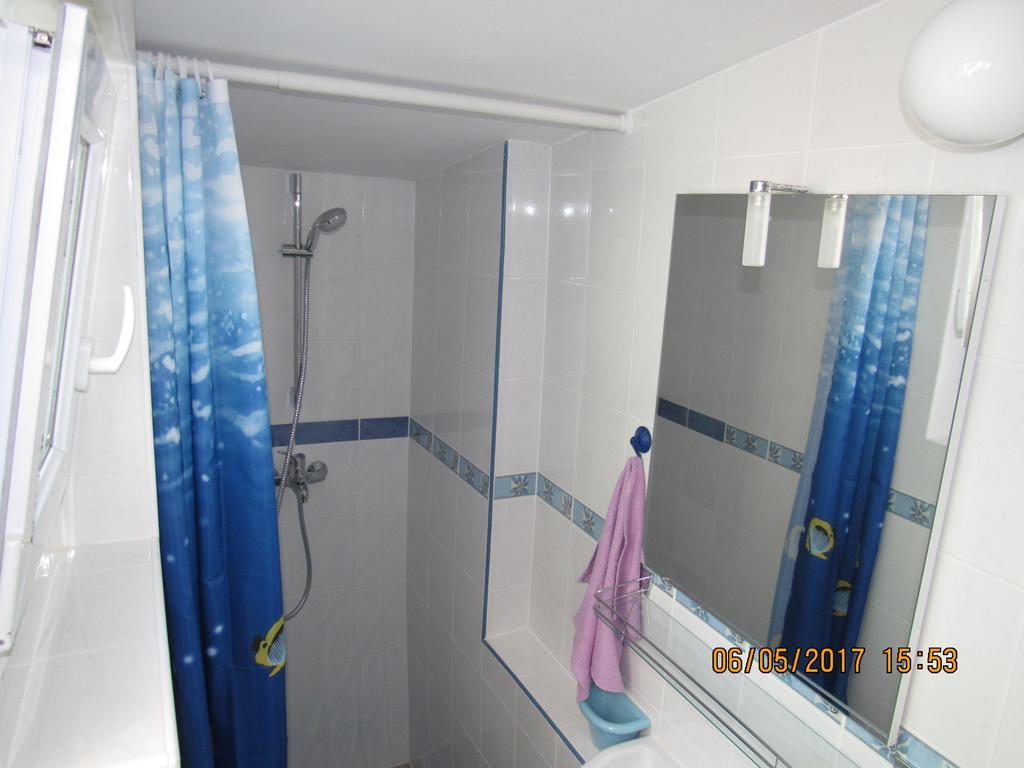 Guest House Vanessa ซูเปตาร์ ภายนอก รูปภาพ