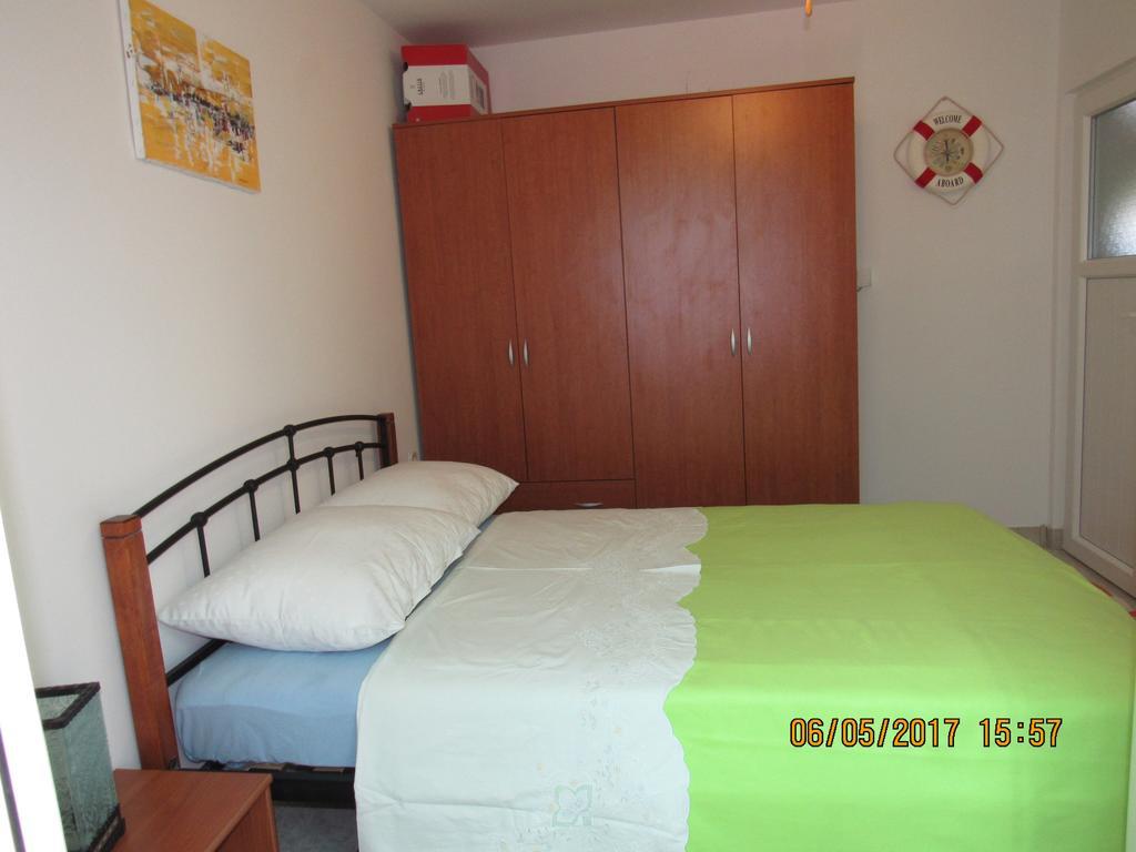 Guest House Vanessa ซูเปตาร์ ภายนอก รูปภาพ
