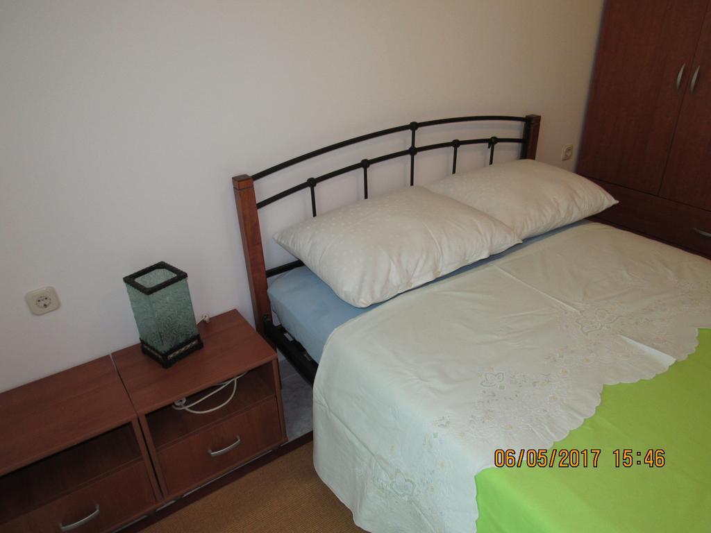 Guest House Vanessa ซูเปตาร์ ภายนอก รูปภาพ