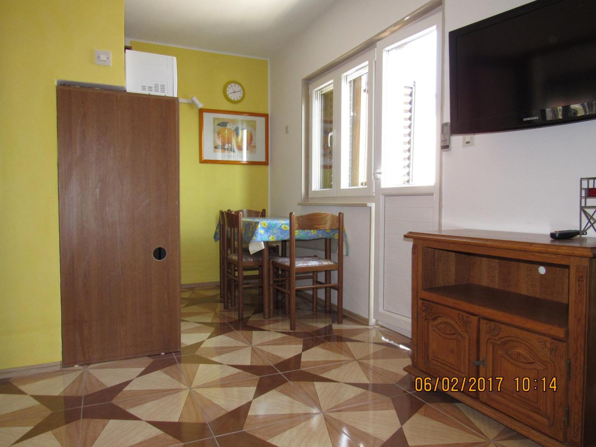 Guest House Vanessa ซูเปตาร์ ภายนอก รูปภาพ